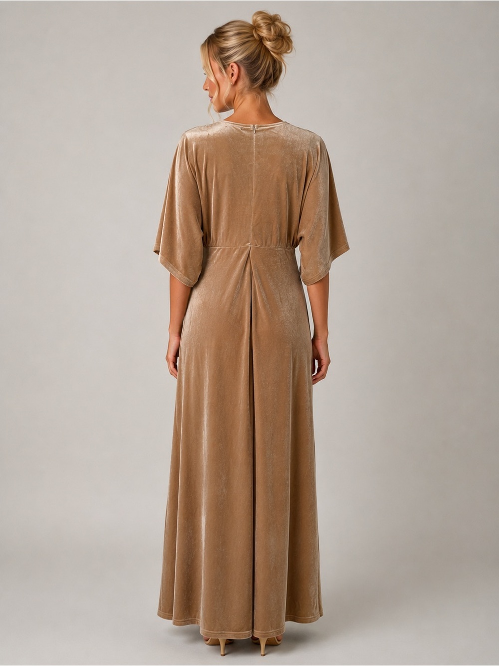 NWT Urban Outfitters WYLDR Velvet V-Neck Maxi Dress Sand Sable Size L - Picture 2 of 16